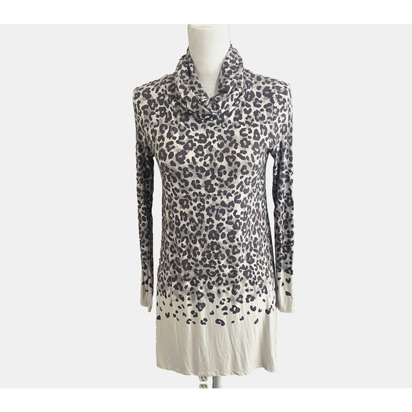 Soma Tunic Top Womens Sz XS Gray Leopard Cowl Neck‎ Pullover Comfort - Picture 1 of 9